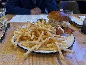 Banners Kitchen & Tap Club Sandwich Boston Garden